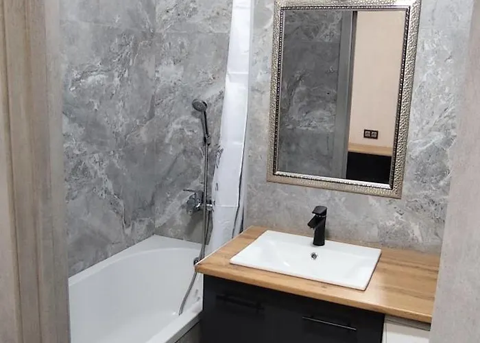 сдам посуточно жк акварель 8 Apartment